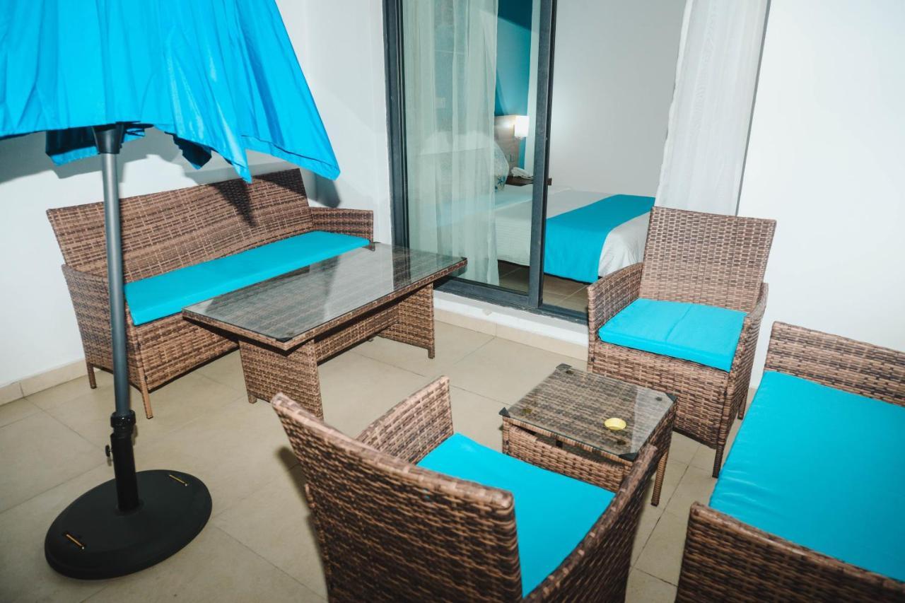 Robert'S Hotel Abidjan Esterno foto