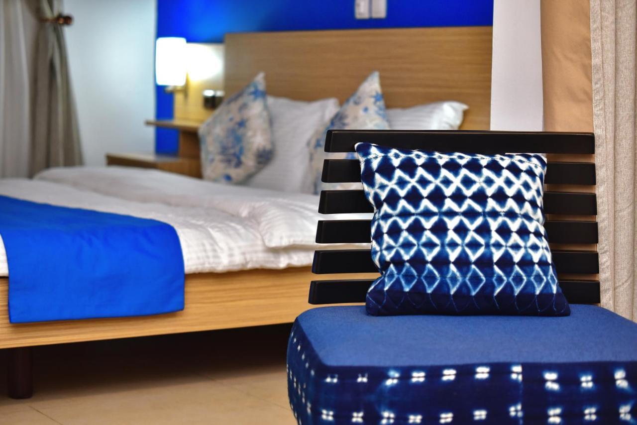 Robert'S Hotel Abidjan Esterno foto